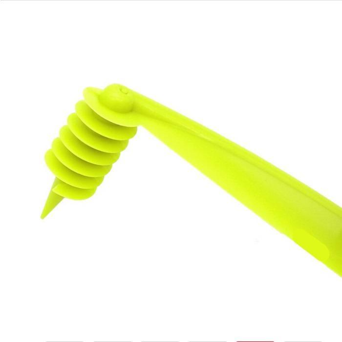 Kitchen Plastic Vegetables Spiral Cutter  Spiral Knife  Spiral Screw Slicer