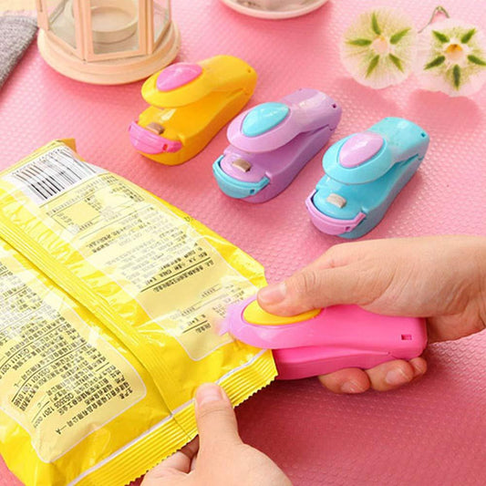 Mini Handheld Sealing Machine – Portable Heat Sealer for Plastic Bags & Food Storage