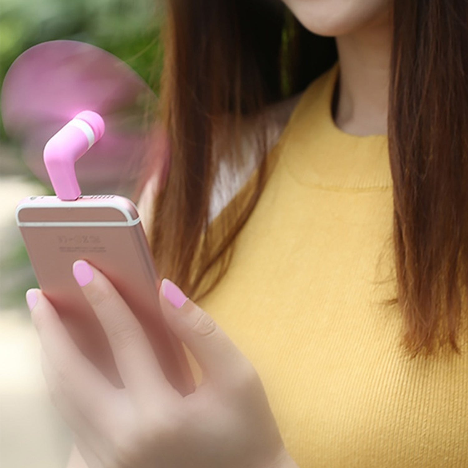 Mini Usb Fan For Having Cool Air Instantly Anywhere And Anytime Purposes.
